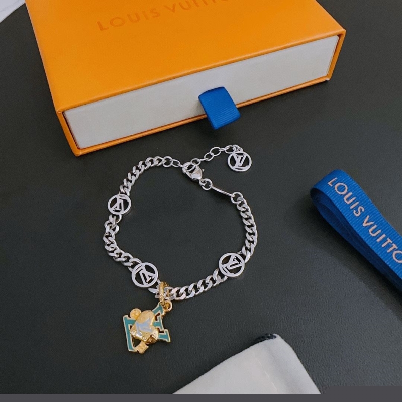 LV Necklaces
